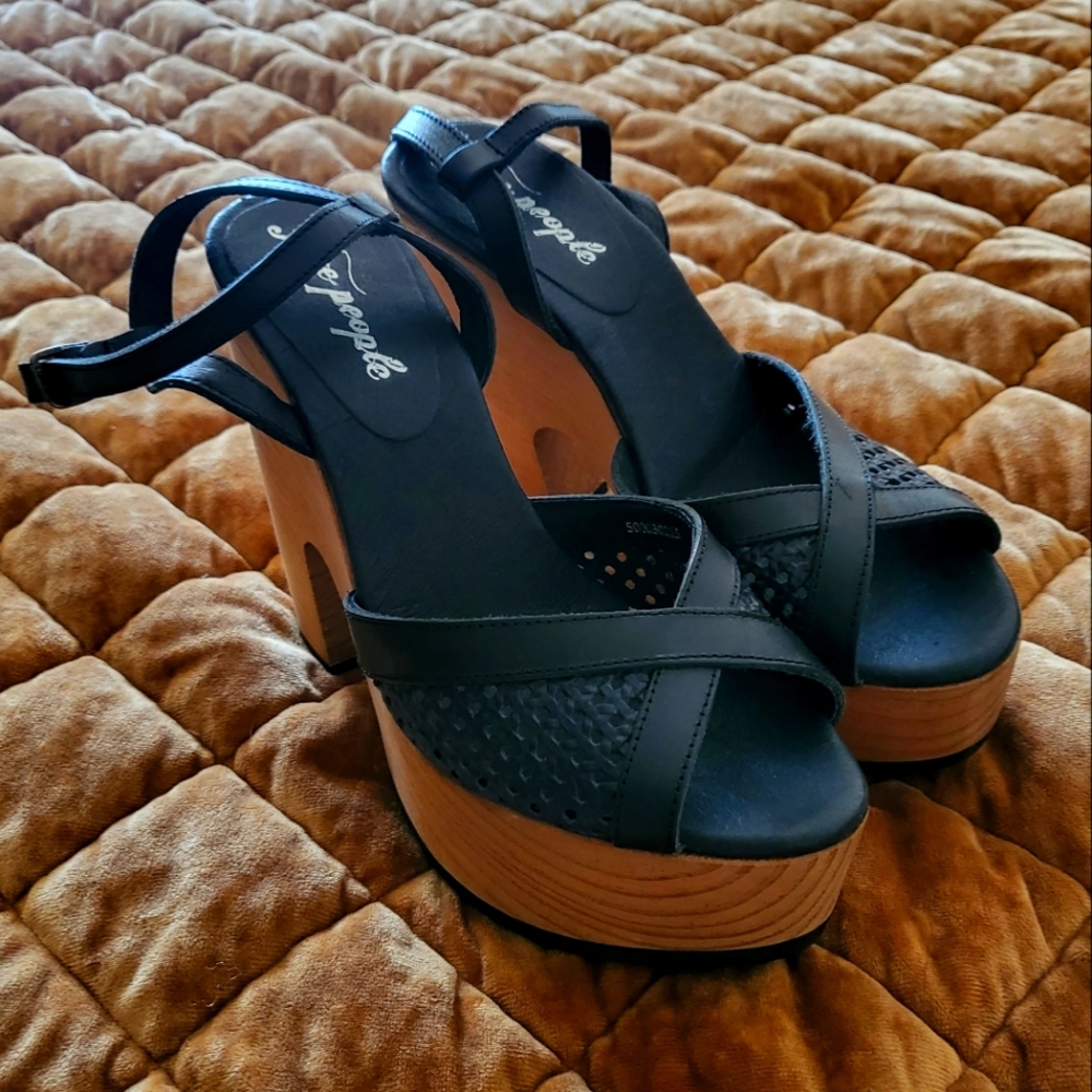 Free people Rendezvous platform sandals